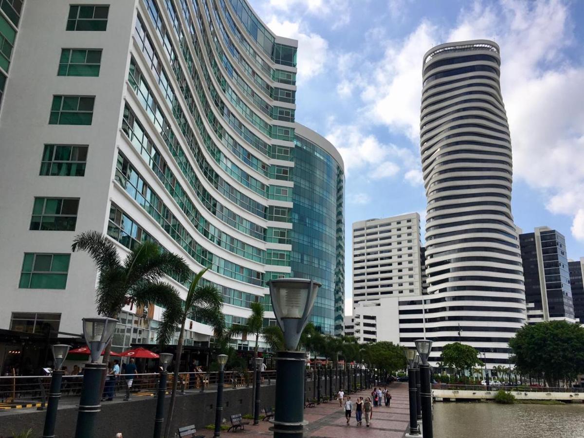 Luxury Suites River Front Guayaquil Esterno foto